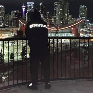 Meet your Posher, Cameron